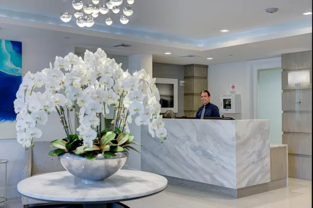 Azure Palm Beach Gardens Unit 301 photo 4