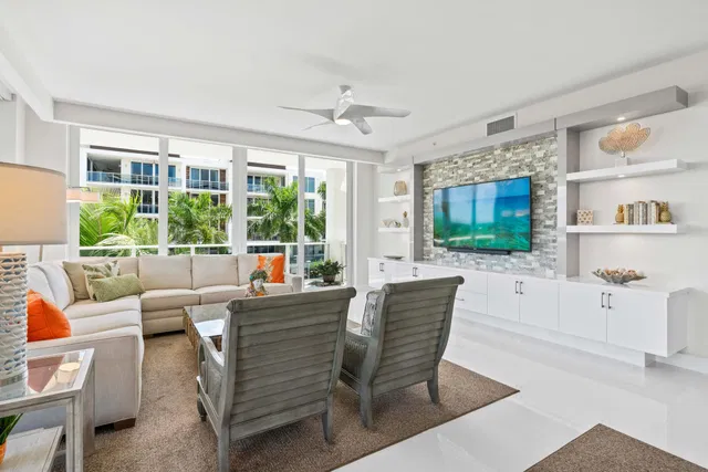Azure Palm Beach Gardens Unit 301 photo 14