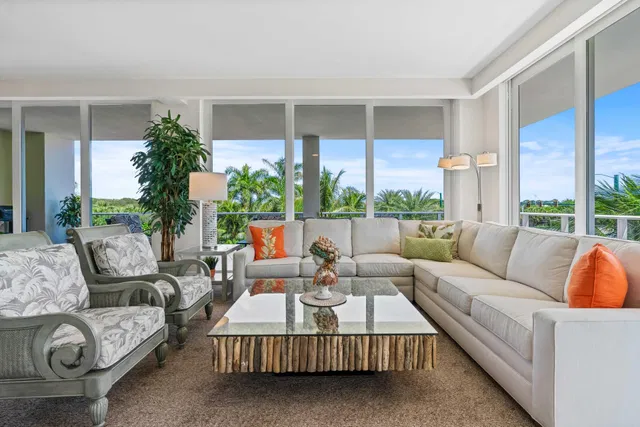 Azure Palm Beach Gardens Unit 301 photo 18