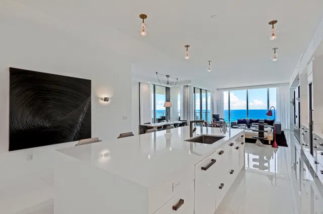 5000 North Ocean Unit 1401 photo 5