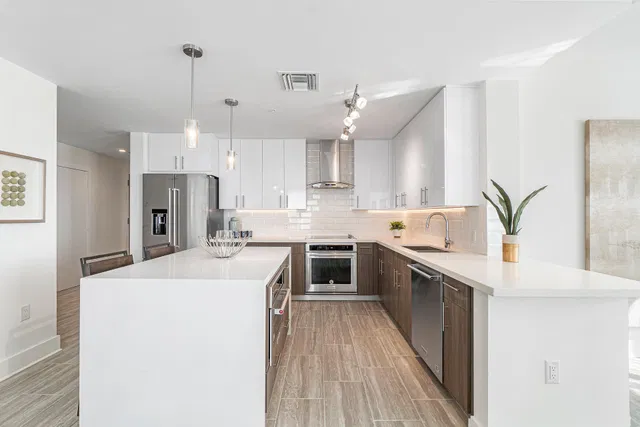 236 Fifth Avenue Unit 309 photo 4