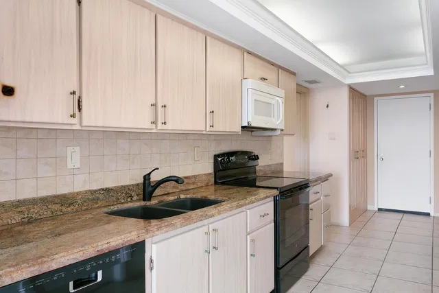 Waterview Towers Unit Ph-D4 photo 7