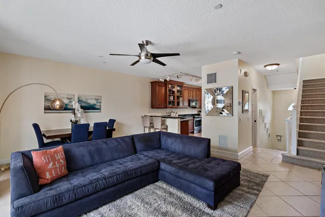 Residence photo 7