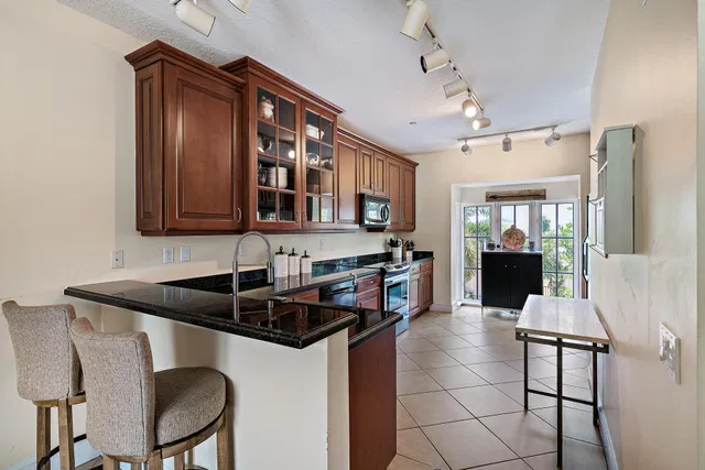 Residence photo 9