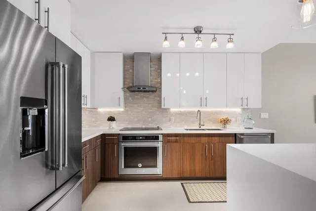 236 Fifth Avenue Unit 310 photo 3