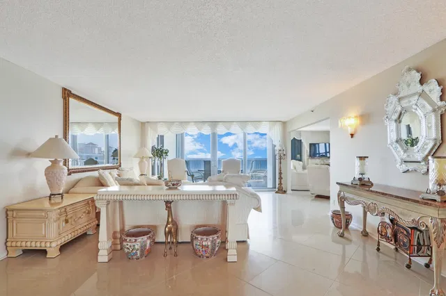 Corniche Singer Island Unit Ph4 photo 6