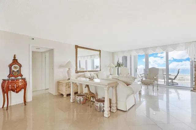 Corniche Singer Island Unit Ph4 photo 8