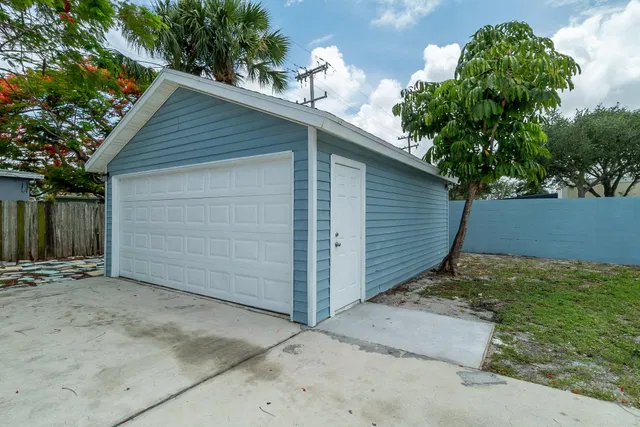 NOMAR West Palm Beach Residence photo 4