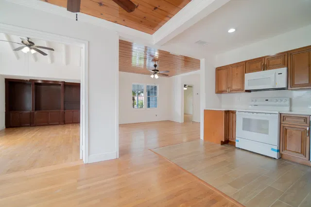 NOMAR West Palm Beach Residence photo 8