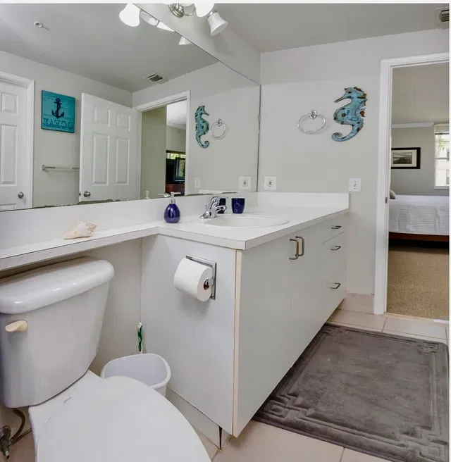 Courtyards in Cityplace Unit 402 photo 24