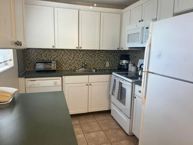 Residence photo 2