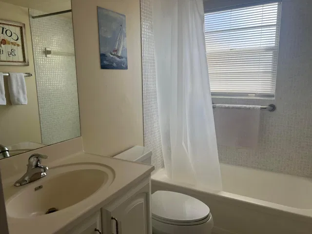 Residence photo 8