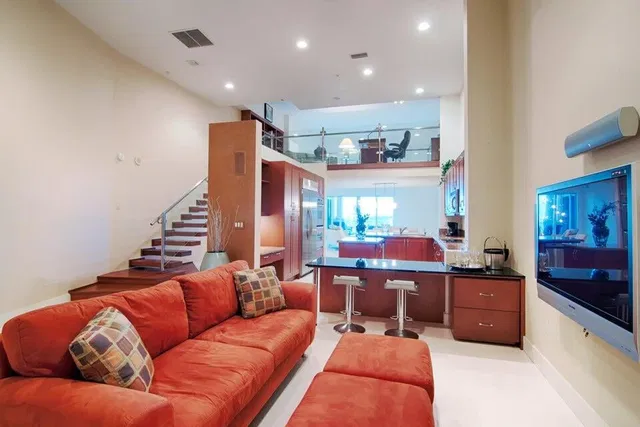 Esplanade Grande Unit 405 photo 8