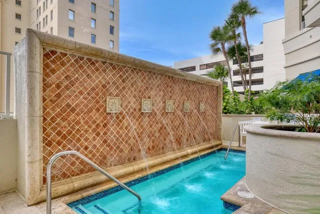 Esplanade Grande Unit 405 photo 30