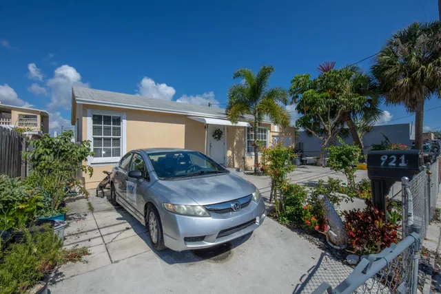 Residence photo 10