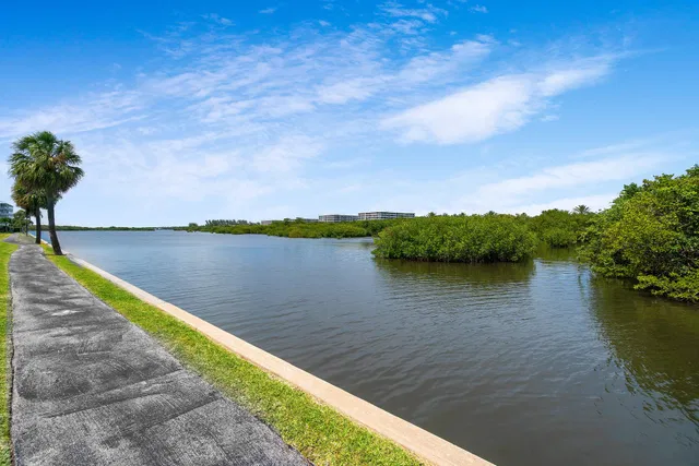 2195 Ibis Isle Road #3