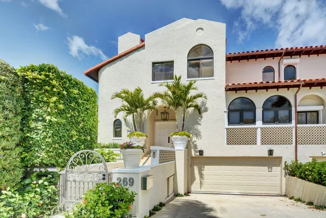 269 Everglade Avenue