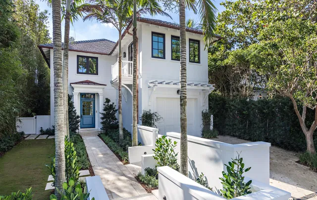 412 Brazilian Avenue