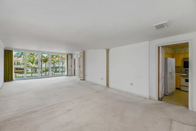 One Royal Palm Way Palm Beach Unit C-1 & C2 photo 8