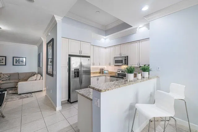 One City Plaza Unit 438 photo 8