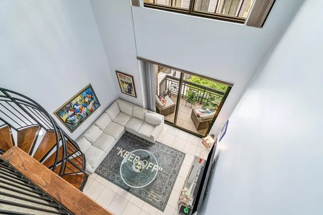 One City Plaza Unit 438 photo 17