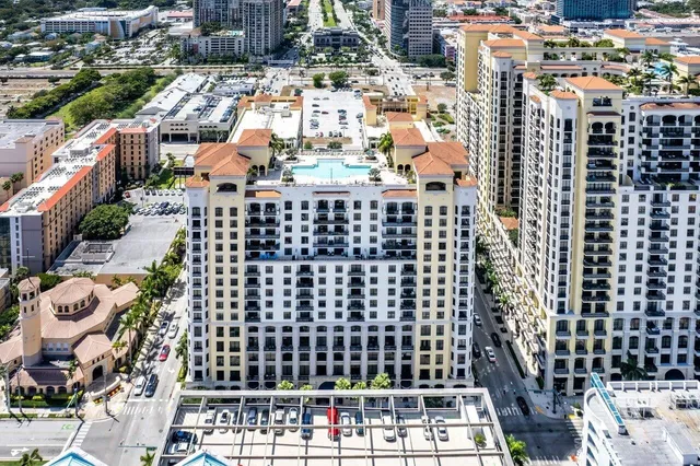 One City Plaza Unit 438 photo 40