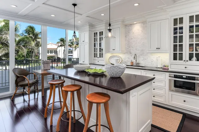 One Royal Palm Way Palm Beach Unit E2 photo 3