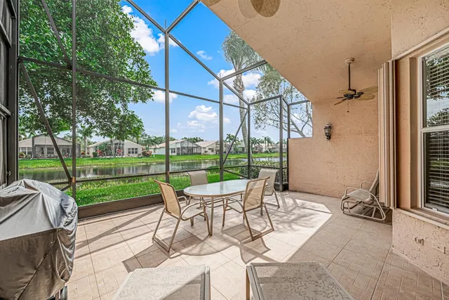 Residence photo 3