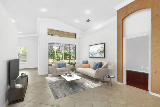 Residence photo 7
