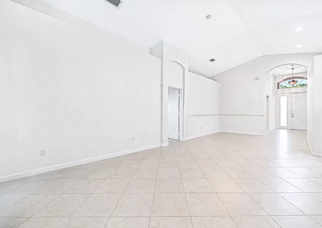 Residence photo 12