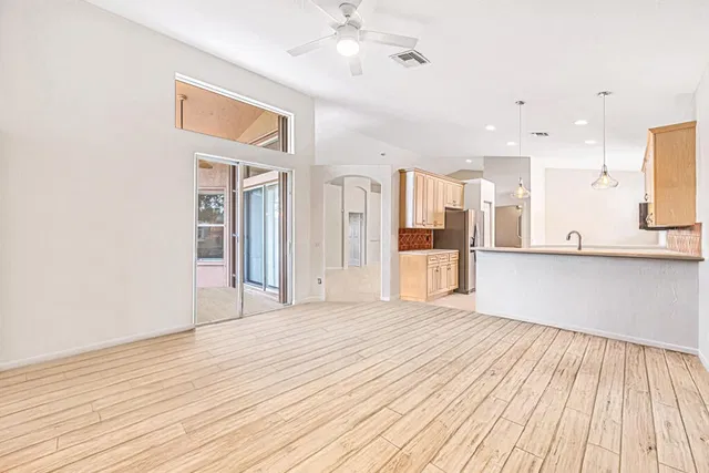 Residence photo 13