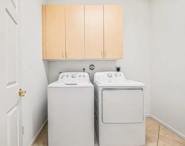 Residence photo 33
