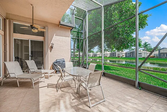 Residence photo 39