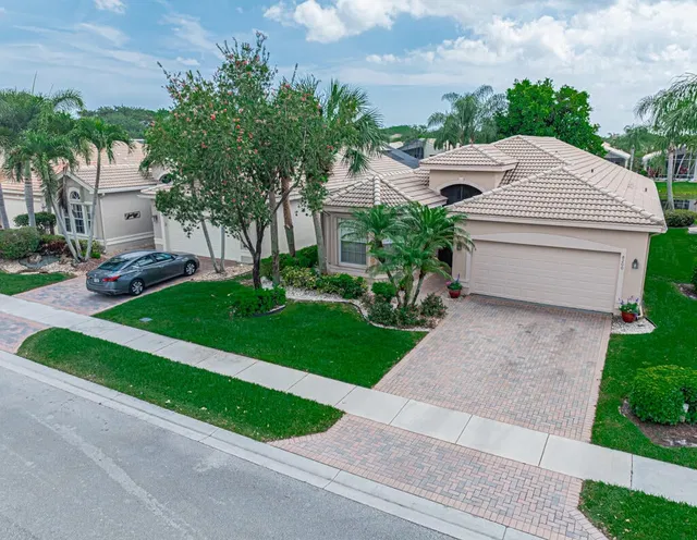 Residence photo 64