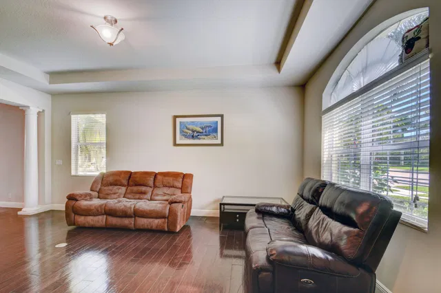 Residence photo 7