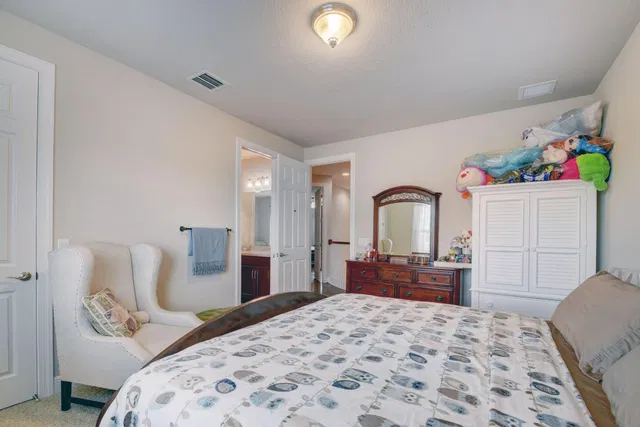 Residence photo 29