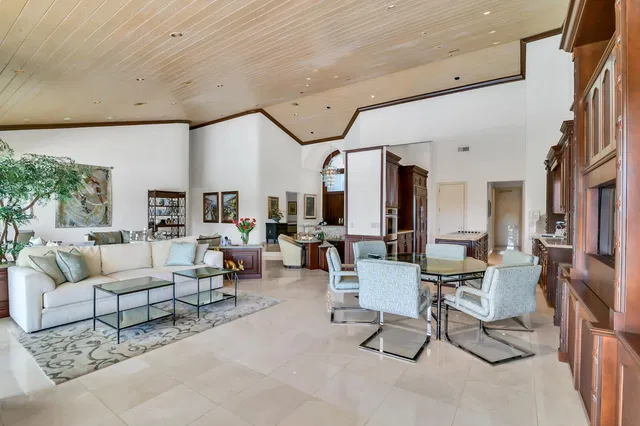 Bocaire Country Club Residence photo 16