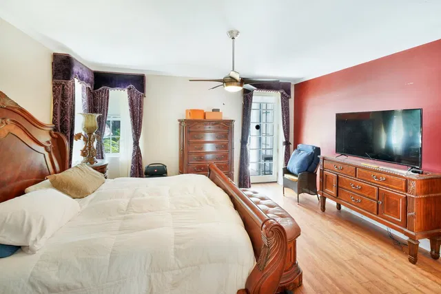  Residence photo 36