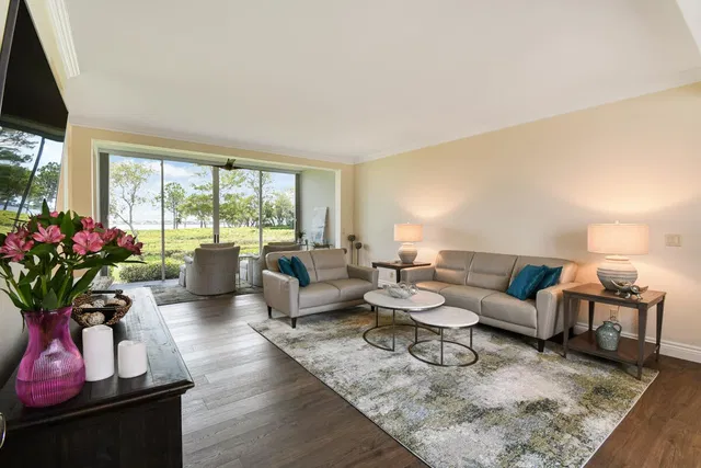 Harbour Ridge Residence photo 8