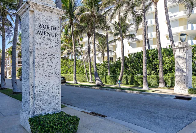 Winthrop House Condos Unit 309 photo 20