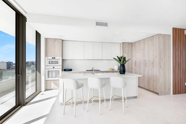La Clara Palm Beach Unit 2001 photo 13