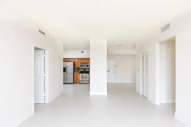 Pineapple Grove Village Condominiums Unit 1301 photo 2