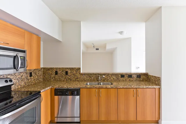 Pineapple Grove Village Condominiums Unit 1301 photo 7