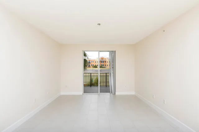 Pineapple Grove Village Condominiums Unit 1301 photo 10