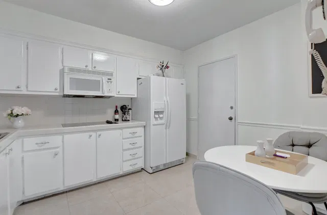 Boca Raton Unit 6n photo 16