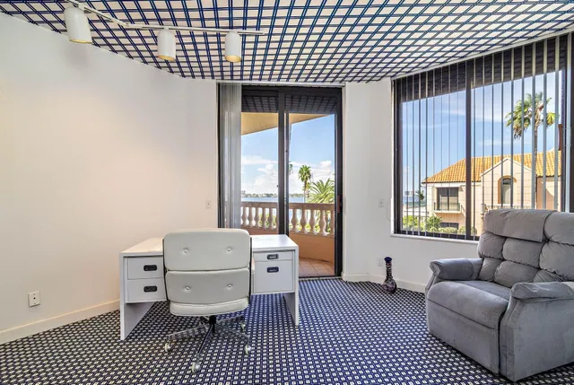 L'Ermitage Palm Beach Unit 205 photo 9