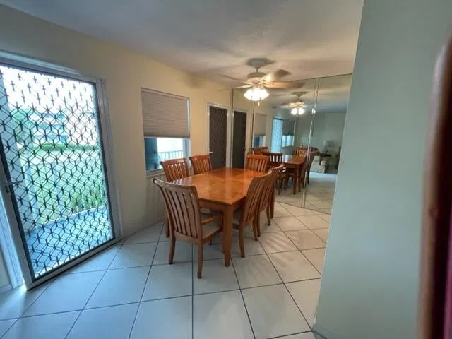 Unit 206 photo 5