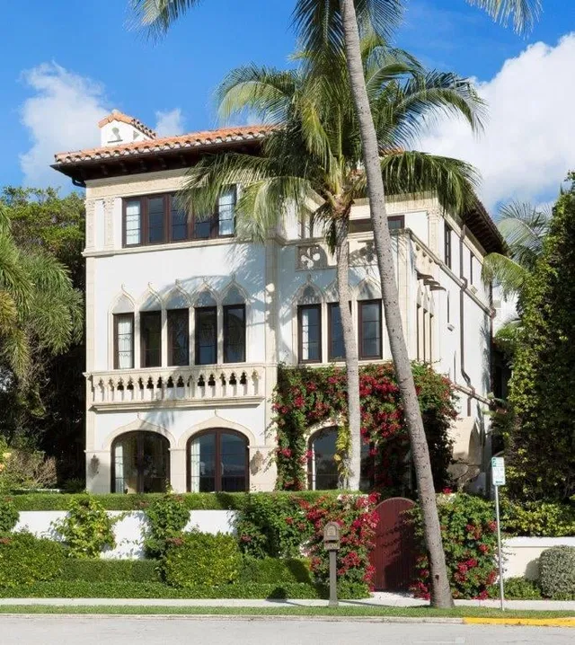 439 Worth Avenue
