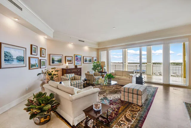 One Watermark Place Unit 602 photo 5