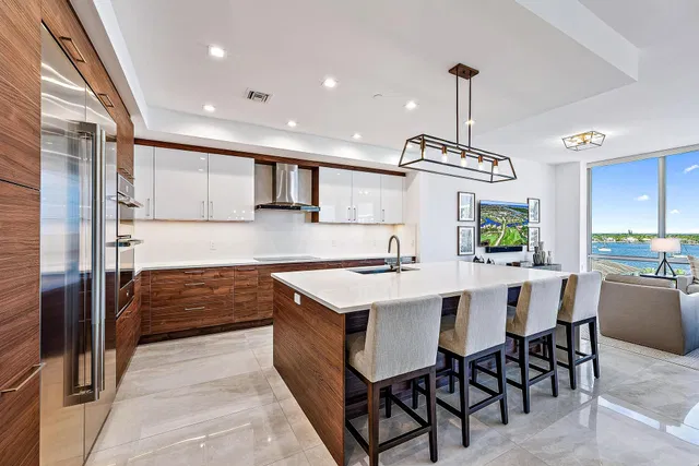 Water Club North Palm Beach Unit 702 photo 5